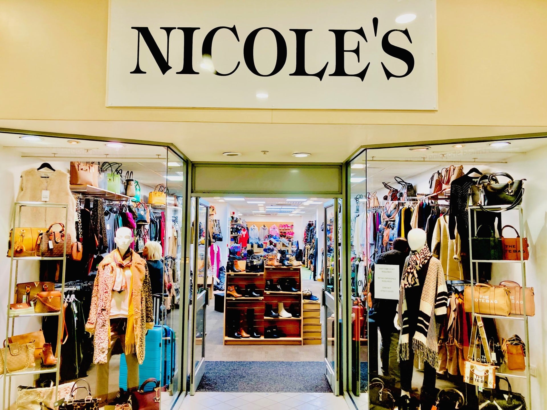 Nicole’s opens at Northfield!